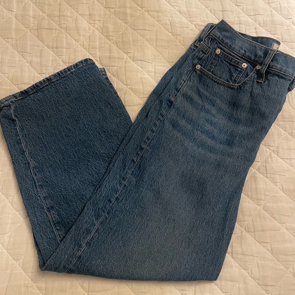 EUC Madewell The Perfect Vintage Wide Leg Crop Jean, size 29.